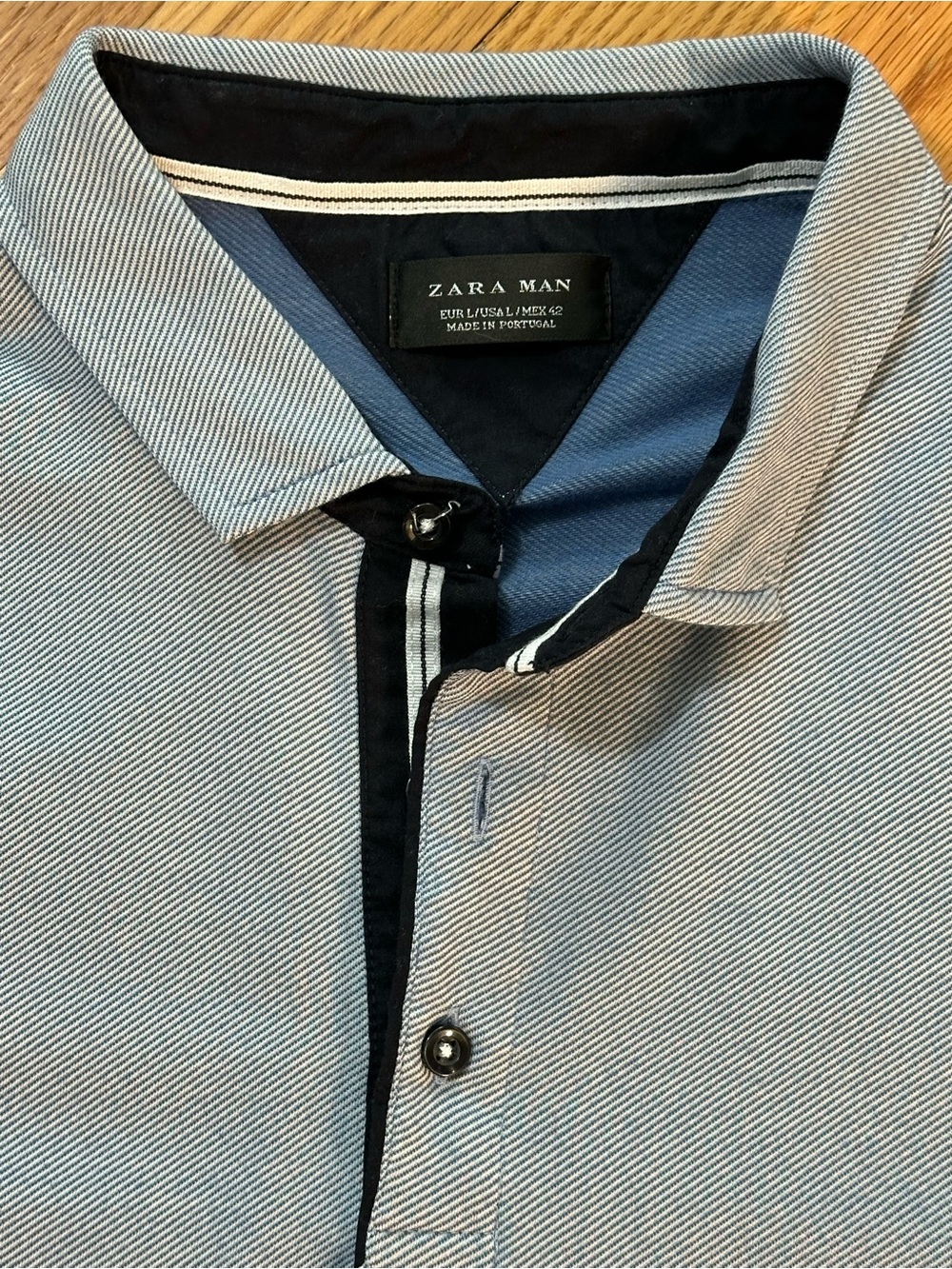 Zara Men's Blue Textured Button-Down Polo